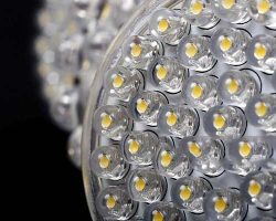 نمونه ای از لامپ SMD