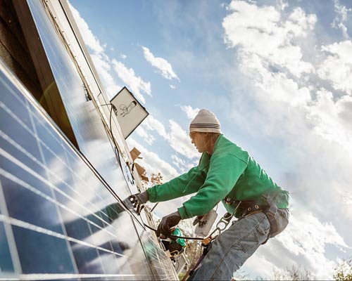 احداث نیروگاه برق سولار